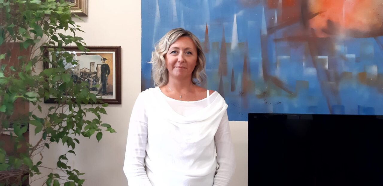 Controlli in una ditta marocchina, trovato un soppalco abusivo con “loculi” dormitorio