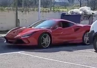 Individuato per furto su una Ferrari, era ricercato