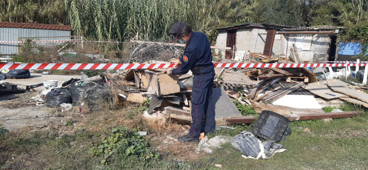 Deposito illecito di rifiuti, sequestrato terreno di oltre 1800 metri quadrati