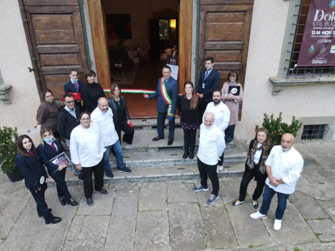Dolce Stil Buono, il taglio del nastro che guarda alla rinascita  L’iniziativa prosegue domenica (10-18.30) con degustazioni, show cooking,  laboratori per bambini e mercato delle bontà