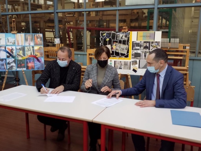 Importante accordo triennale fra Confindustria Toscana Nord Moda ed il “Buzzi” di Prato
