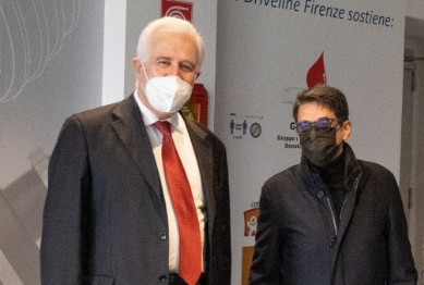 La prima accoglienza per i profughi ucraini al Mercafir di Firenze: il commento di Eugenio Giani
