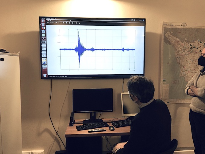 Eruzione Tonga, onda sismica registrata anche a Prato