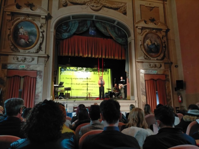 Violenza contro le donne, un bel convegno a Prato