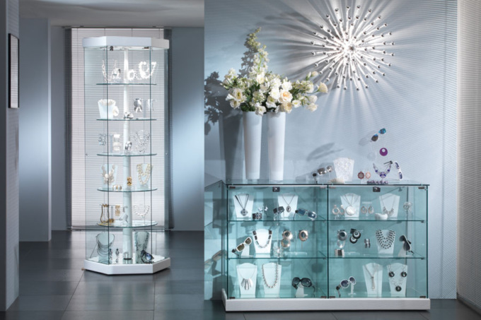 Come arredare negozi, uffici e industria? Castellani Shop, garanzia MUN