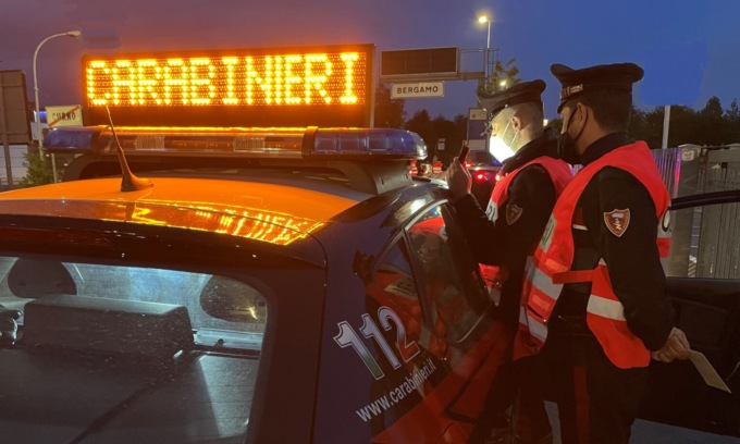 Denunciato per detenzione ai fini di spaccio di stupefacente