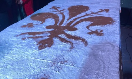 Presentata la più grande schiacciata alla fiorentina del mondo
