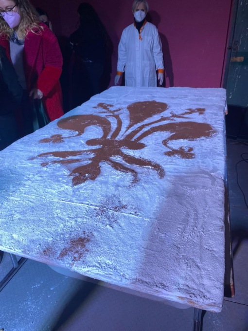 Presentata la più grande schiacciata alla fiorentina del mondo
