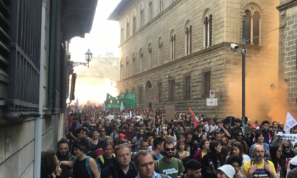 Oltre 20mila persone a Firenze per la Gkn, per altro, per tutto