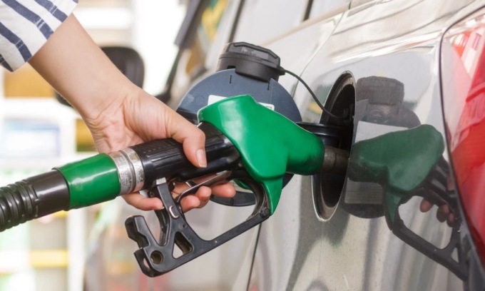 Il bonus benzina da 80 euro e i distributori dove costa meno fare rifornimento a Firenze