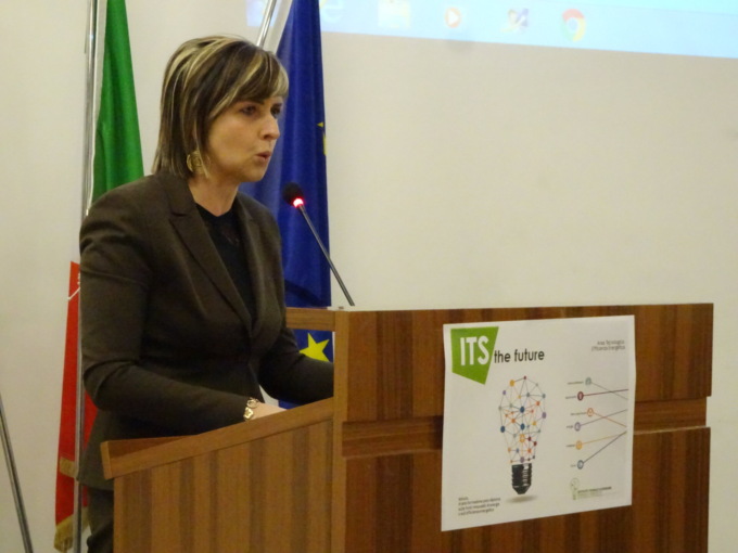 Tavola rotonda sul tessile a Prato, Mazzetti (FI): “Più coordinamento fra politica, imprese e scuola”