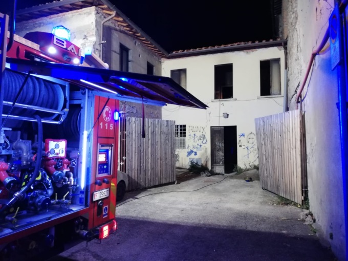 Incendio nell’antico complesso di San Domenico