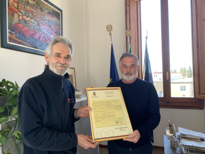 Festa a Calenzano per il centenario festeggiato da Pia Bizzarri