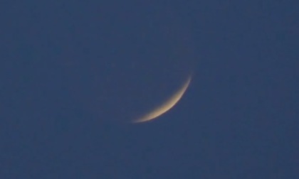 Le immagini spettacolari dell’eclissi di luna di stamani