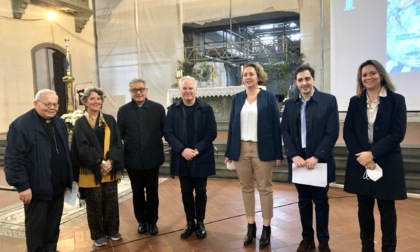 L'«occhio» della chiesa di San Francesco a Prato non è di scuola robbiana ma è opera di Donatello