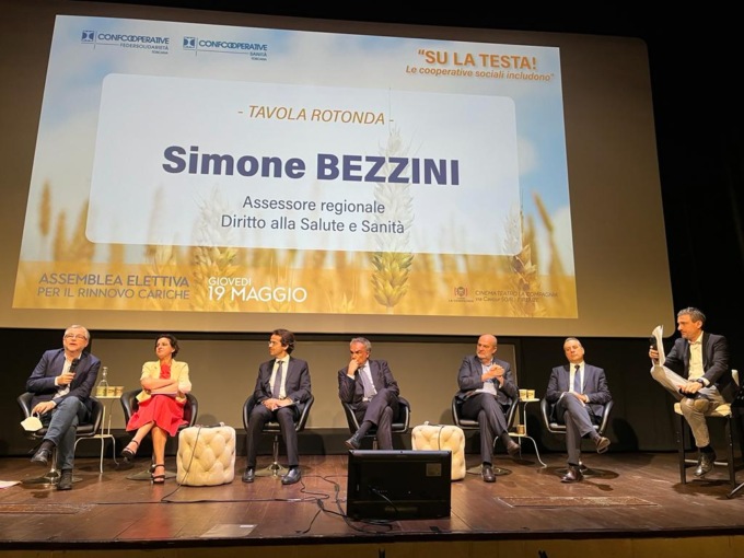 Rsa, Federsolidarietà e coordinamento Sanità: “Va ripensato il modello, ora risorse per lo sviluppo dell’assistenza territoriale”