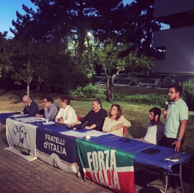 Taglio del medico sulle ambulanze