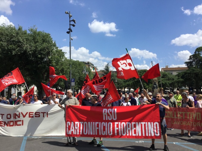 Presidio dei lavoratori del Cartonificio fiorentino – IL VIDEO