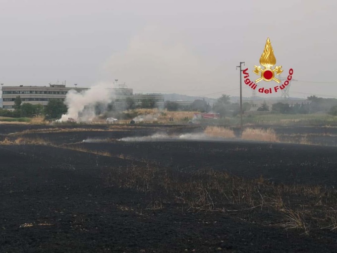 Incendio nel parco non ha influito sull’attività dell’aeroporto