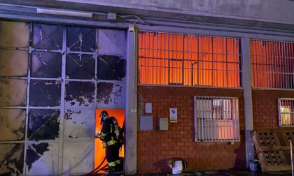 Incendi dolosi, ditte cinesi e traffici illeciti: le indagini portano in Spagna