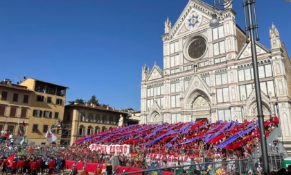 Calcio storico fiorentino, semifinali Bianchi-Azzurri e Rossi-Verdi