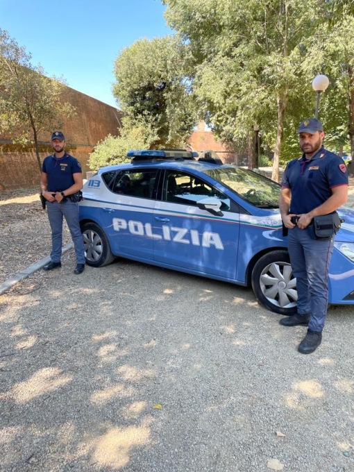 Soccorso ad un’anziana: agenti della Polizia di Stato fanno anche ripartire la caldaia