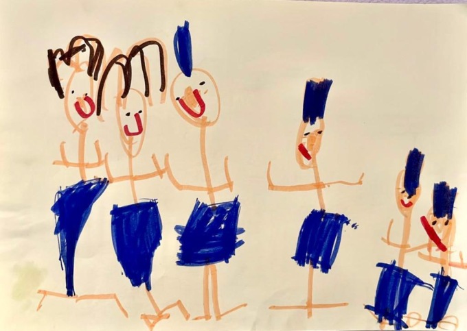 A 4 anni dedica un disegno al papà poliziotto ed a tutti gli agenti fiorentini in servizio