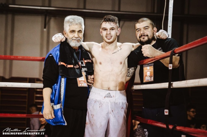 Stasera allo stadio comunale viene disputato il titolo italiano Superpiuma: sul ring il lastrigiano Catalin Ionescu