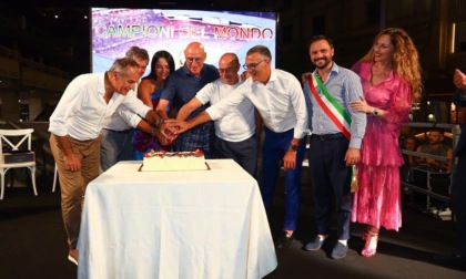 Una notte "mundial" in piazza con gli immortali di Spagna '82