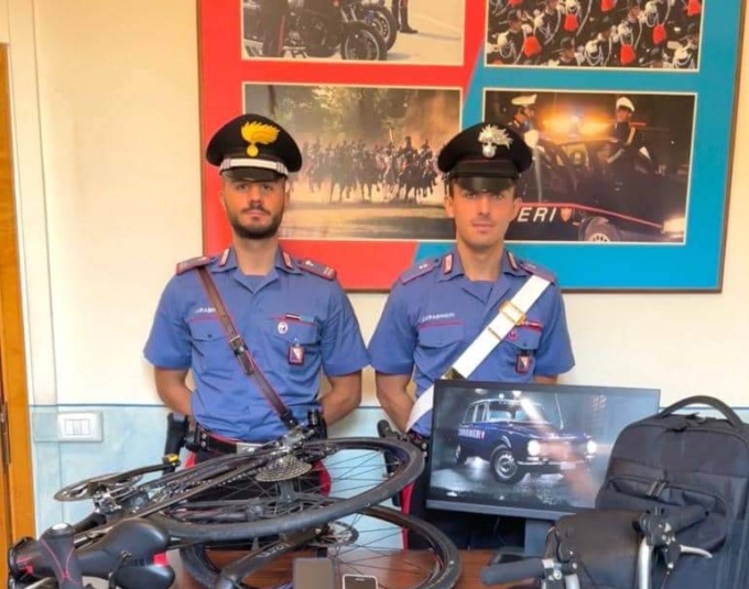 Serie di furti su autovetture a Barberino: il presunto autore agiva in più province toscane ed è accusato di furto aggravato in concorso e rapina