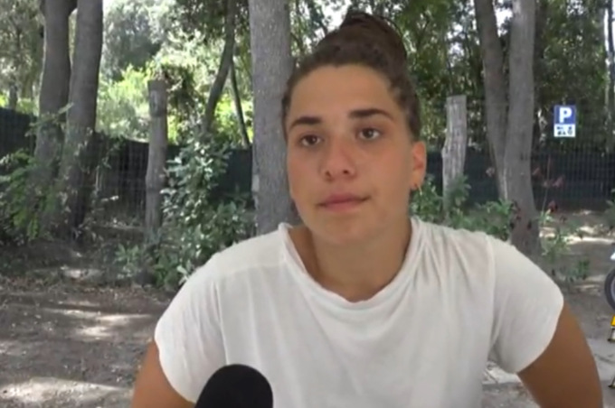 L’intervista esclusiva ad Ambra Morelli: “Picchiata con le amiche dalla Polizia spagnola”