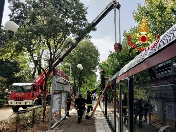Tanti danni  a Firenze: forti disagi anche a Sesto Fiorentino