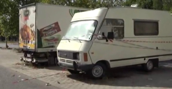 Cadavere nel camper a Empoli: continuano le indagini – IL VIDEO