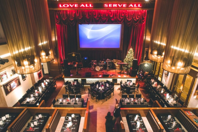 Accesso alla Naspi, diritto a scatti d’anzianità, permessi e premialità: Hard Rock Cafè Firenze, accordo innovativo con la Filcams Cgil sulla stagionalità