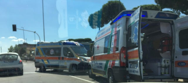 Incidente camion -scooter in via dell’Albero a Campi