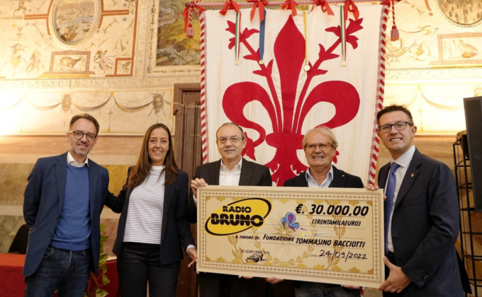Consegnato alla Fondazione Tommasino Bacciotti l’incasso: contribuirà  all’acquisto di una nuova casa accoglienza per famiglie che assistono i piccoli pazienti del Meyer
