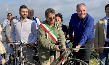 Inaugurata la Ciclovia della Paglia a Signa