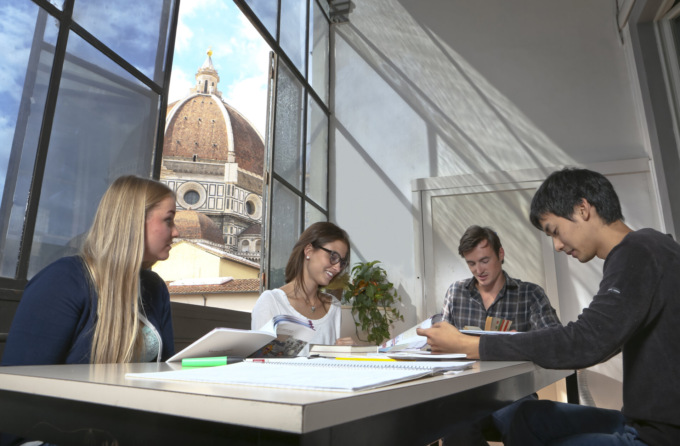 Scuola Leonardo da Vinci: la migliore destinazione per un soggiorno linguistico in italiano