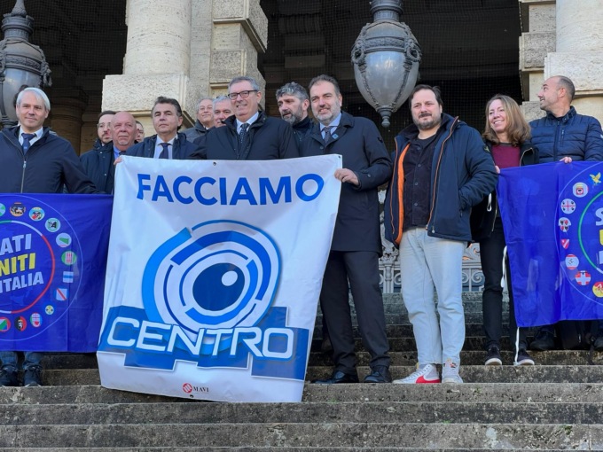 Meno burocrazia ed elezione diretta del Presidente, il movimento Centro presenta il DDL in Corte di Cassazione