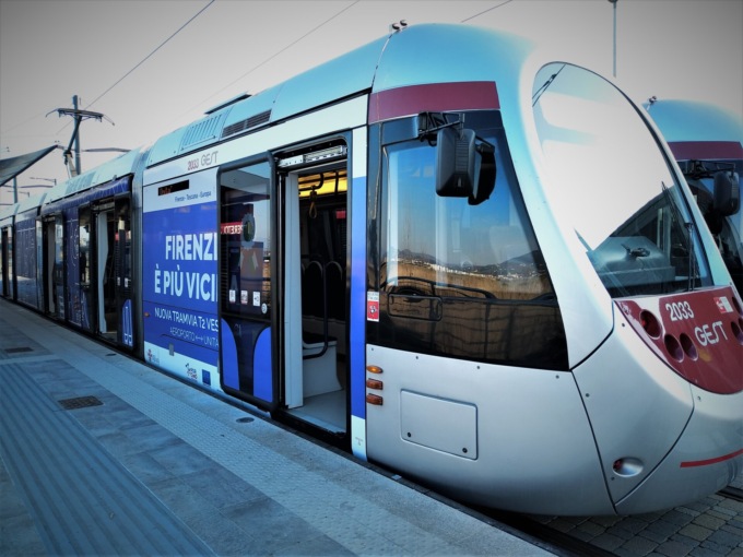Capodanno a Firenze: Ztl e tramvia no stop, cinque linee bus in funzione fino alle 2.30