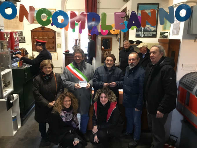 Al museo ferroviario il brindisi per il 102esimo  compleanno di Elio Cecconi 
