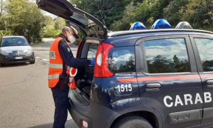 Trovato in auto a Sesto con cocaina ed hashish: denunciato dai Carabinieri 