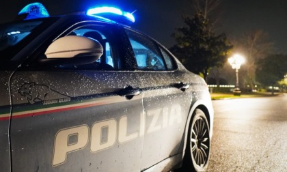 Trovato un cadavere a Firenze: aveva 66 anni, l’uomo è stato adagiato sul marciapiede da due cinesi