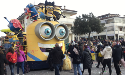 Dopo due anni di stop torna il carnevale di San Mauro ed è subito un gran successo 