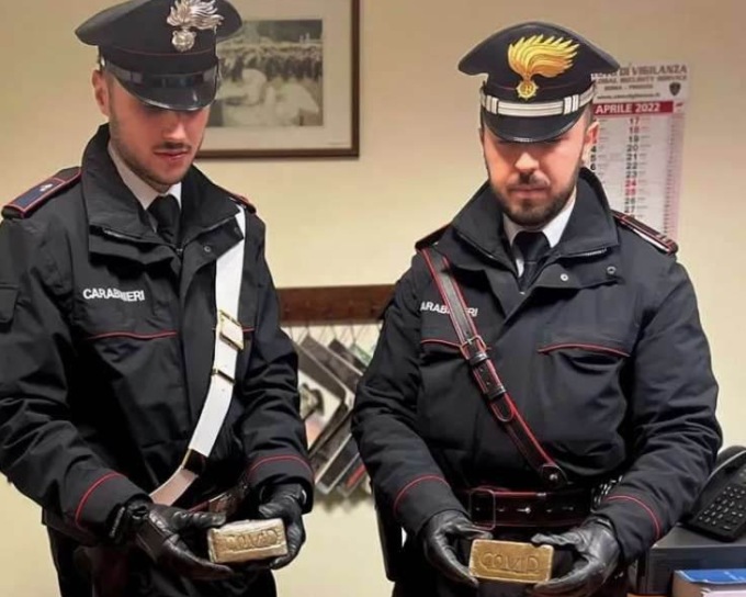 Trovati 600 grammi di hashish nell’ex campeggio Michelangelo