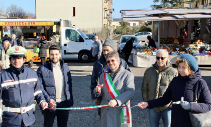 Inaugurato a Signa il nuovo mercato al Crocifisso