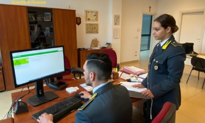 Lavoratori sfruttati, otto ditte nei guai nella piana pistoiese e fiorentina