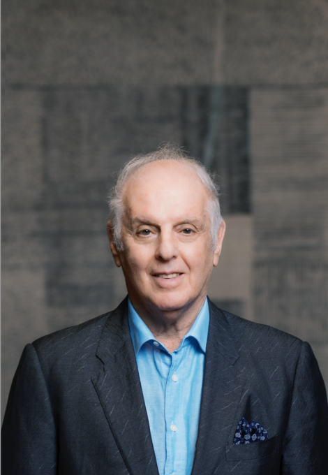 Dopo le difficoltà, il Maggio torna a suonare: sul podio il maestro Daniel Barenboim