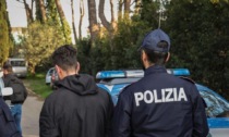 Arrestato pusher sorpreso con oltre 200 grammi di droga tra hashish e cocaina