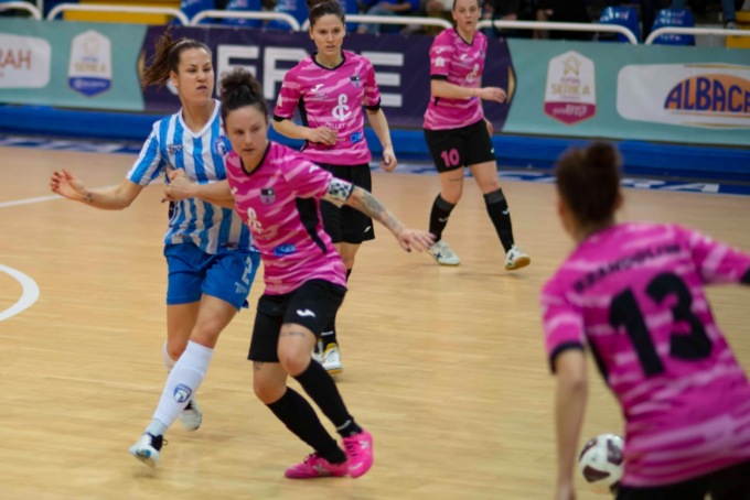 Serie A calcio femminile: le ragazze del Cf pelletterie Scandicci sconfitte dalla capolista 